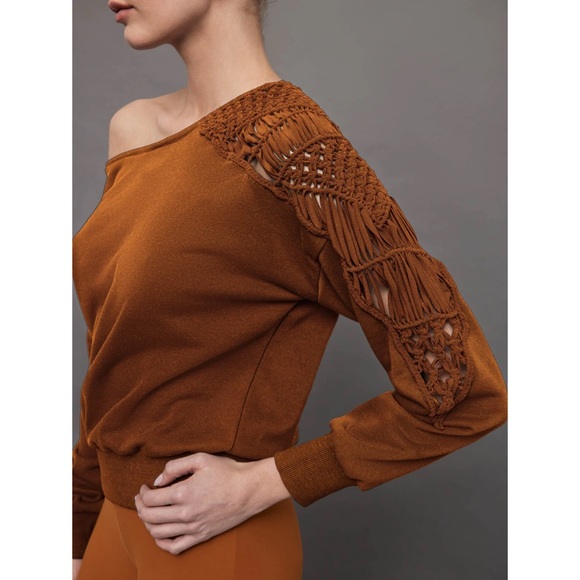 Carbon38 Sweatshirt Macrame Shoulder Pullover Long Sleeve Caramel Cafe XS - Picture 2 of 14